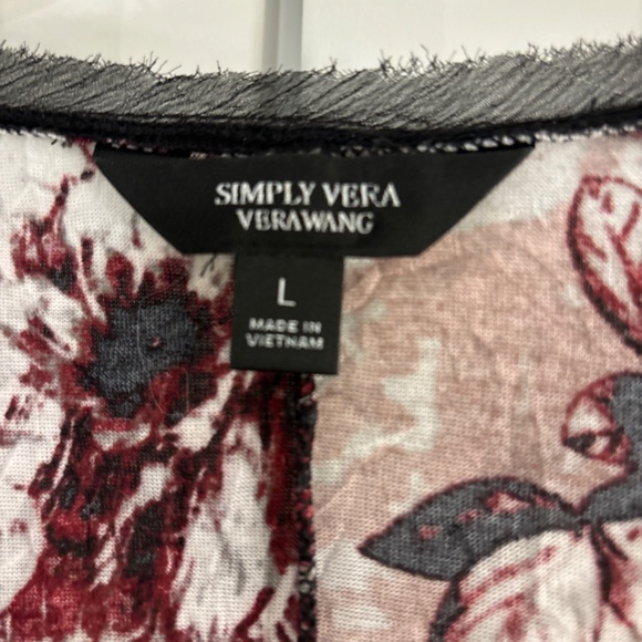 Simply Vera wang tunic - Picture 3 of 5